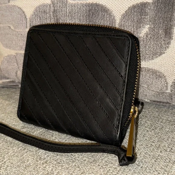 Margot Leather Wallet - Picture 8 of 9